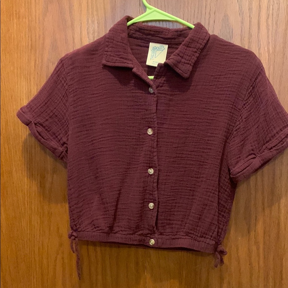 Red Ribbed Crop Shirt with Notched Collar